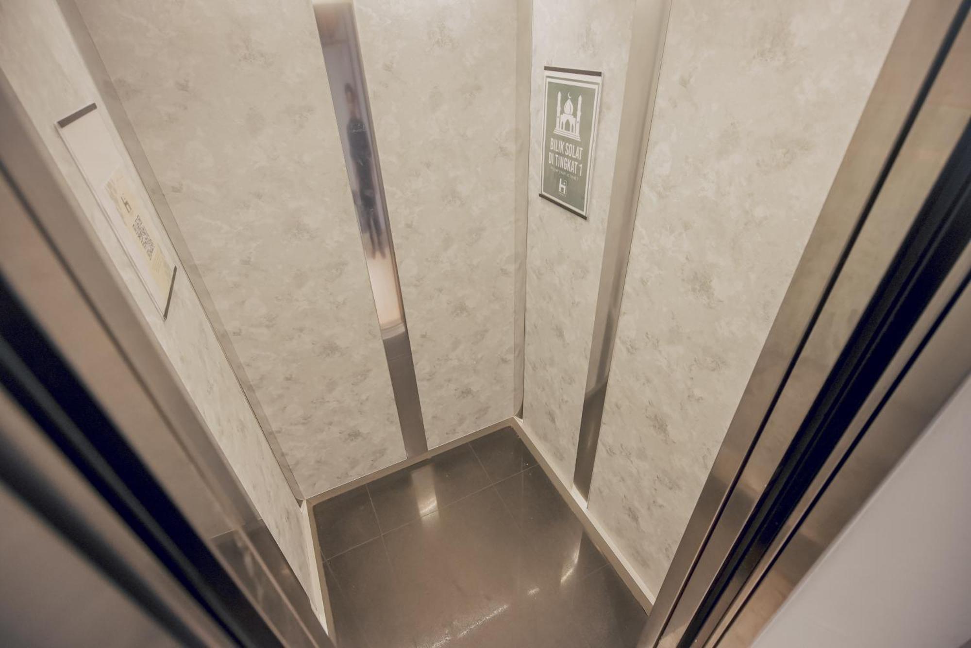 Double H Boutique Hotel كُوالا تيرينغانو المظهر الخارجي الصورة