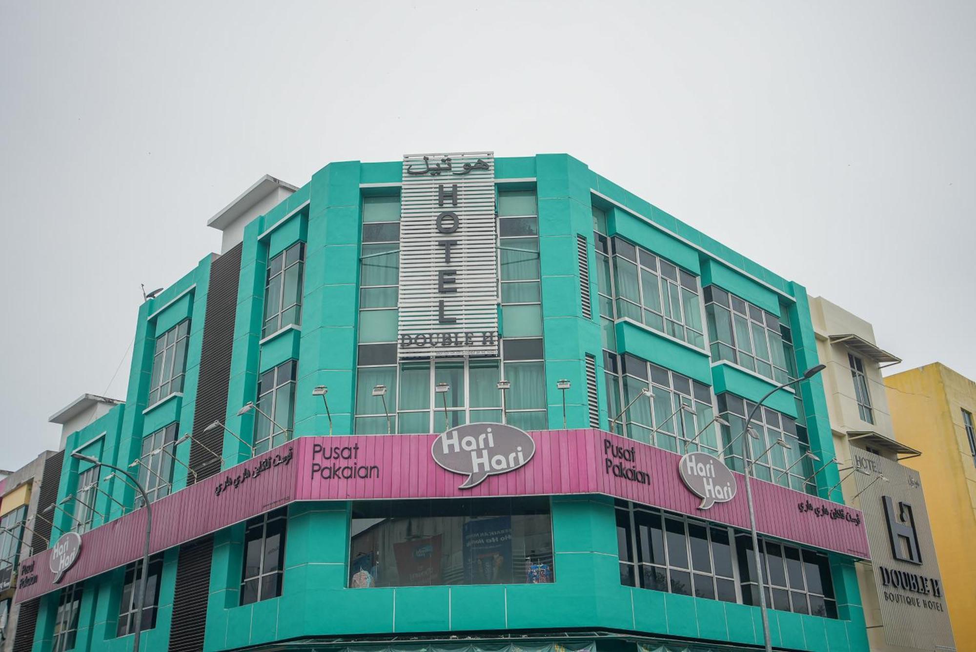 Double H Boutique Hotel كُوالا تيرينغانو المظهر الخارجي الصورة
